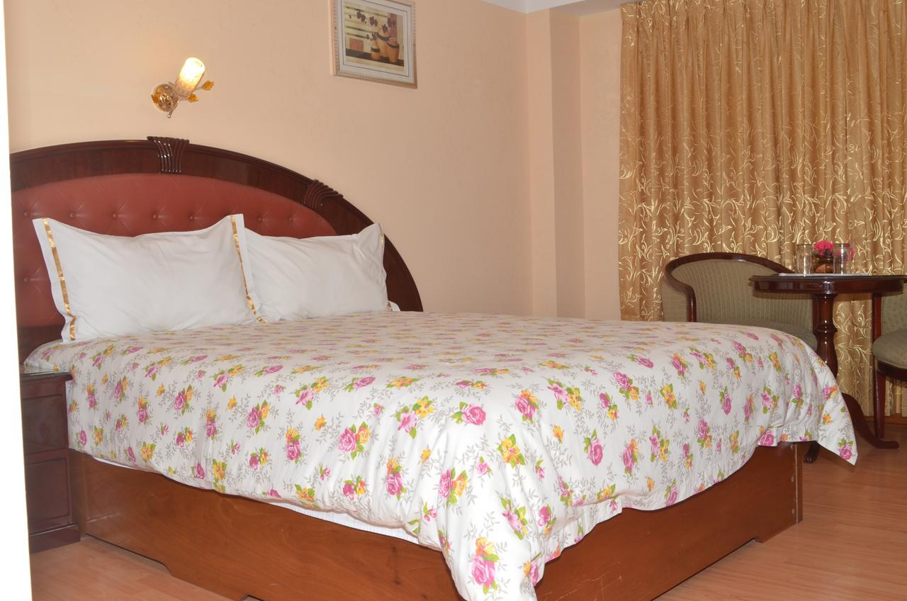 Hotel Quinde 3*